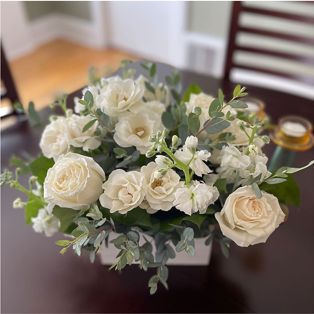 Fresh Linen Box Bouquet – My Florist, Calgary AB